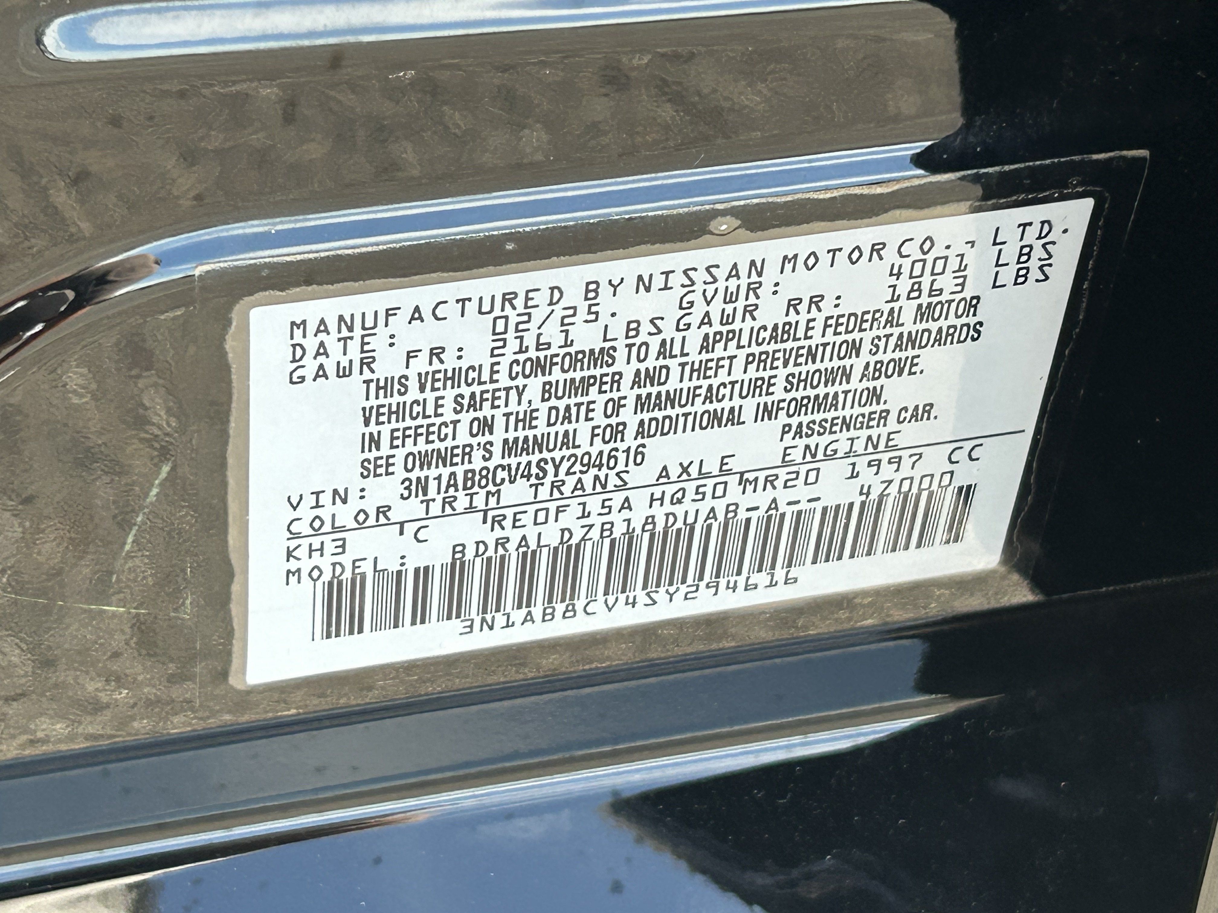 Used 2025 Nissan Sentra SV w/ SV Premium Package FWD image 32