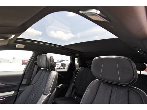 New 2027 Cadillac Lyriq Signature Sport w/ Nappa Leather Package AWD/4WD image 23