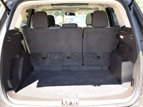 Used 2018 Ford Escape SE FWD image 35