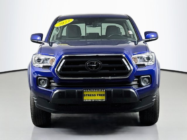 Used 2022 Toyota Tacoma SR5 RWD image 2