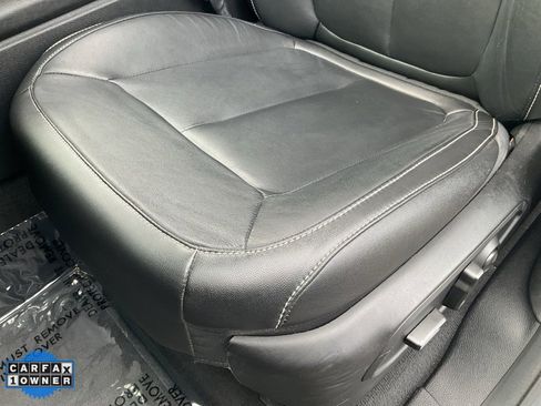 Used 2022 Jeep Grand Cherokee Limited 4xe image 16