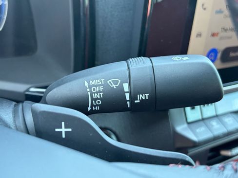 Used 2025 Toyota Camry XSE FWD image 21