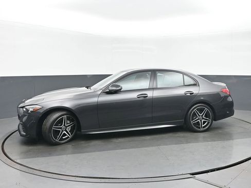 Used 2022 Mercedes-Benz C 300 4MATIC Sedan image 6
