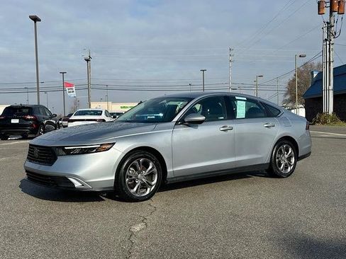 Used 2023 Honda Accord EX image 2