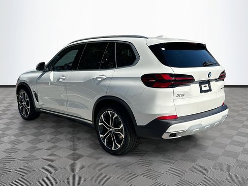 New 2026 BMW X5 xDrive40i w/ Premium Package AWD/4WD image 4