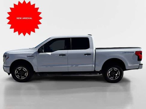Used 2023 Ford F150 Lightning XLT image 2