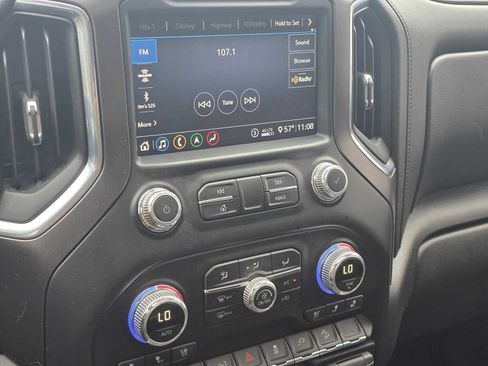 Used 2020 GMC Sierra 2500 AT4 w/ AT4 Premium Package AWD/4WD image 28