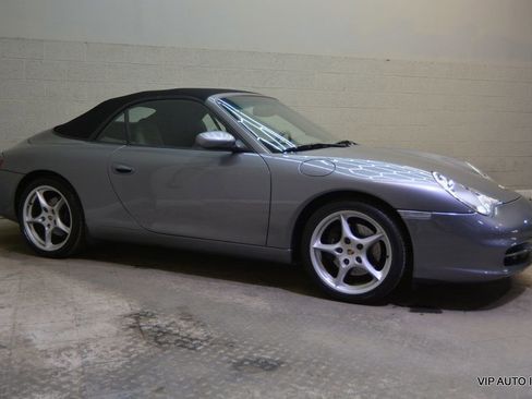 Used 2002 Porsche 911 Cabriolet image 30