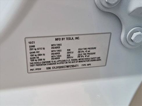 Used 2021 Tesla Model Y Long Range AWD/4WD image 27