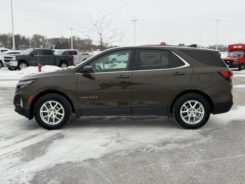 Used 2024 Chevrolet Equinox LT image 8