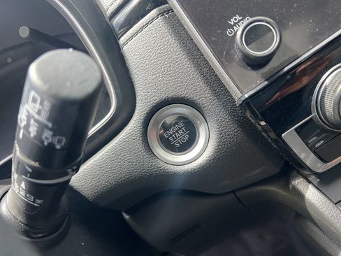 Used 2017 Honda CR-V EX image 25