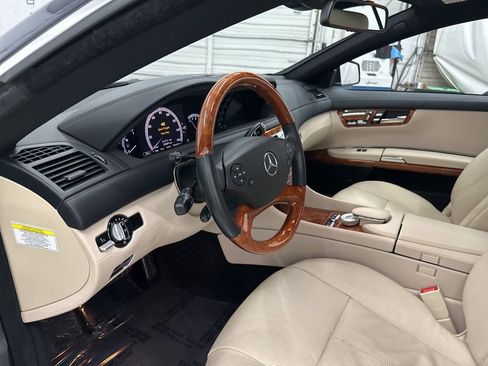 Used 2014 Mercedes-Benz CL 550 4MATIC image 9
