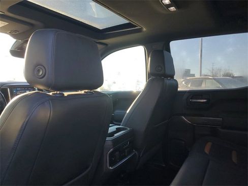 Used 2020 GMC Sierra 1500 AT4 w/ AT4 Premium Package image 11