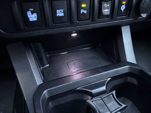 Used 2016 Toyota Tacoma TRD Sport w/ Premium & Technology Package image 35