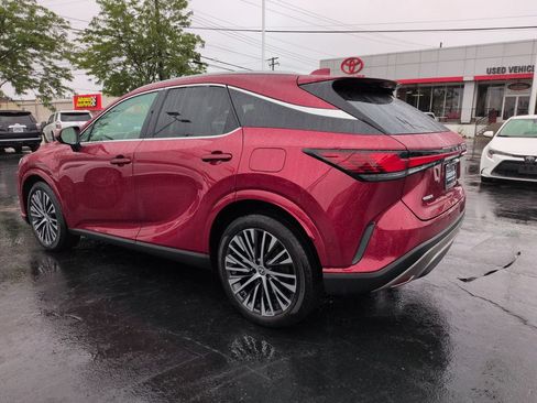 Used 2023 Lexus RX 350 w/ Accessory Package (2T) AWD/4WD image 3