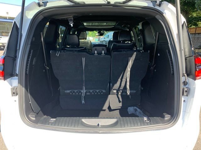 Used 2025 Chrysler Pacifica Limited FWD image 5