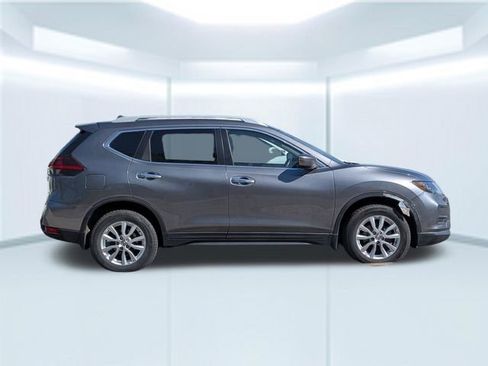 Used 2019 Nissan Rogue S image 7