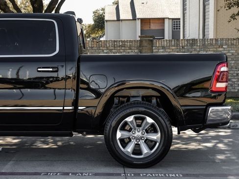 Used 2022 RAM 1500 Limited image 18