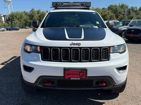 Used 2017 Jeep Grand Cherokee Trailhawk AWD/4WD image 9