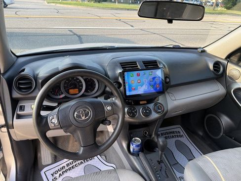 Used 2012 Toyota RAV4 4WD w/ Value Pkg image 12