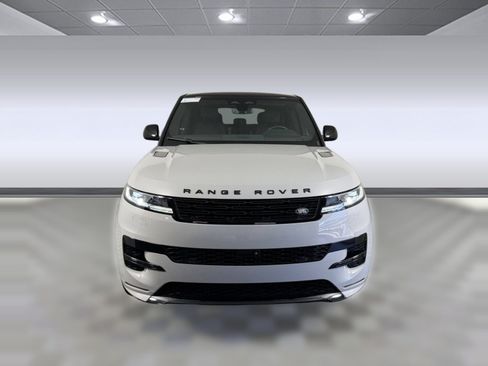 Used 2025 Land Rover Range Rover Sport Dynamic SE AWD/4WD image 6