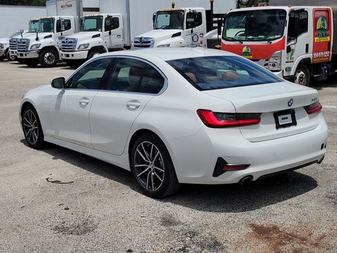 Used 2020 BMW 330i Sedan w/ Driving Assistance Package RWD image 5