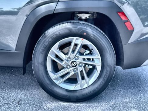 New 2026 Hyundai Tucson SE FWD image 11