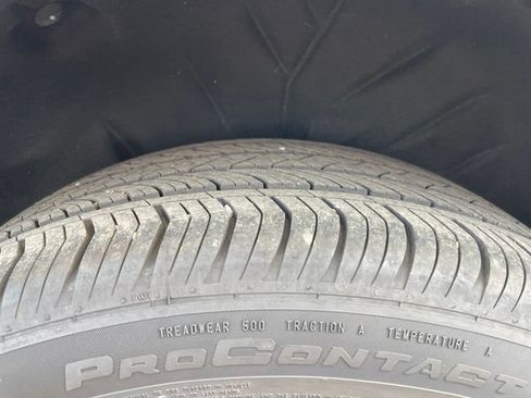 Used 2024 Buick Envision Sport Touring AWD/4WD image 9