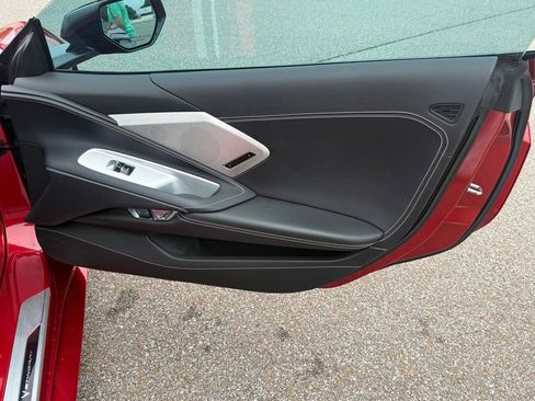 Used 2022 Chevrolet Corvette Stingray Preferred Cpe w/ Battery Protection Package RWD image 31