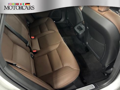 Used 2022 Volvo V90 B6 Cross Country w/ Advanced Package AWD/4WD image 16