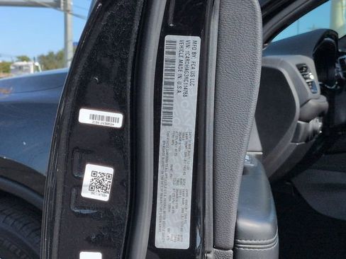 Used 2024 Dodge Durango SXT image 31