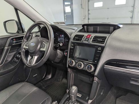 Used 2017 Subaru Forester 2.5i Touring AWD/4WD image 43