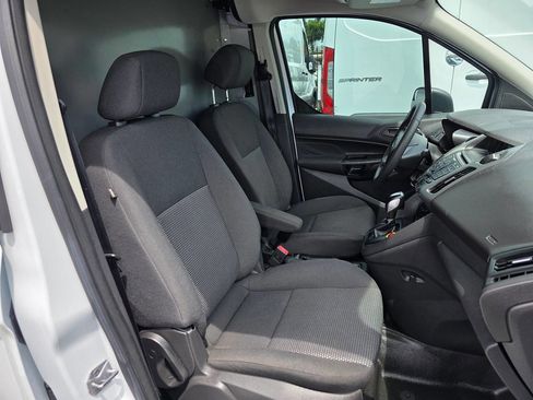 Used 2018 Ford Transit Connect XL image 10