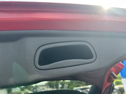 Used 2024 Jeep Compass Limited image 25