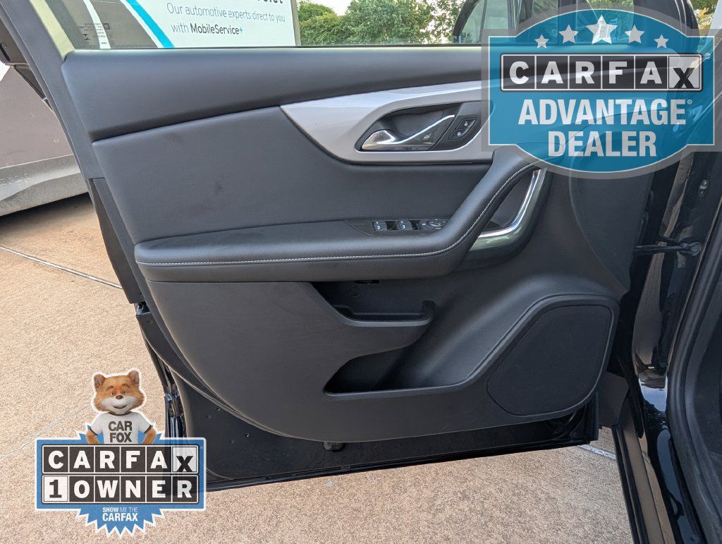 Used 2025 Chevrolet Blazer LT FWD image 13