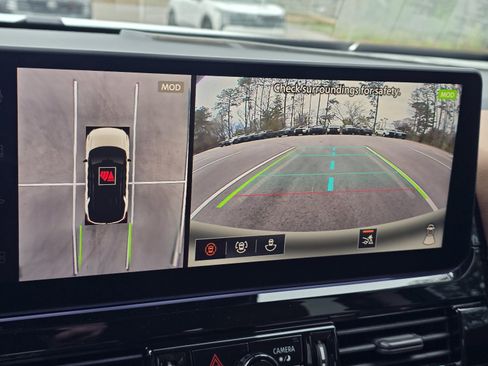 New 2026 Nissan Pathfinder Platinum image 18