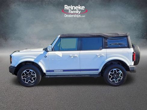 Used 2024 Ford Bronco Outer Banks AWD/4WD image 9