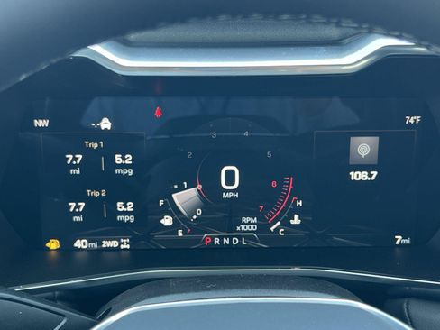 New 2026 GMC Canyon Elevation w/ Technology Package AWD/4WD image 14