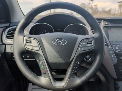 Used 2013 Hyundai Santa Fe Limited w/ Technology Pkg image 11