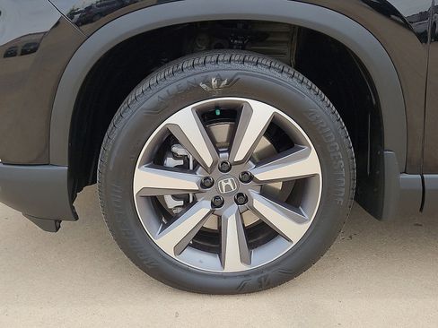 Used 2025 Honda Pilot Elite image 5