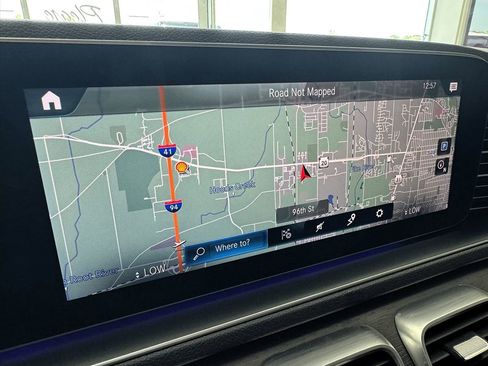 Used 2020 Mercedes-Benz GLE 350 4MATIC w/ Premium Package image 28