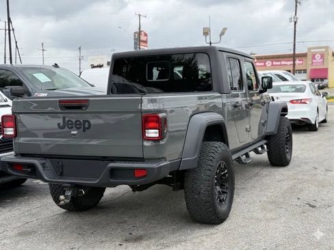 Used 2020 Jeep Gladiator Sport w/ Quick Order Package 24S AWD/4WD image 4