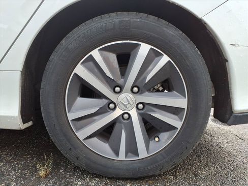 Used 2020 Honda Civic LX image 9
