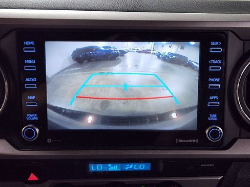 Used 2021 Toyota Tacoma SR5 RWD image 35
