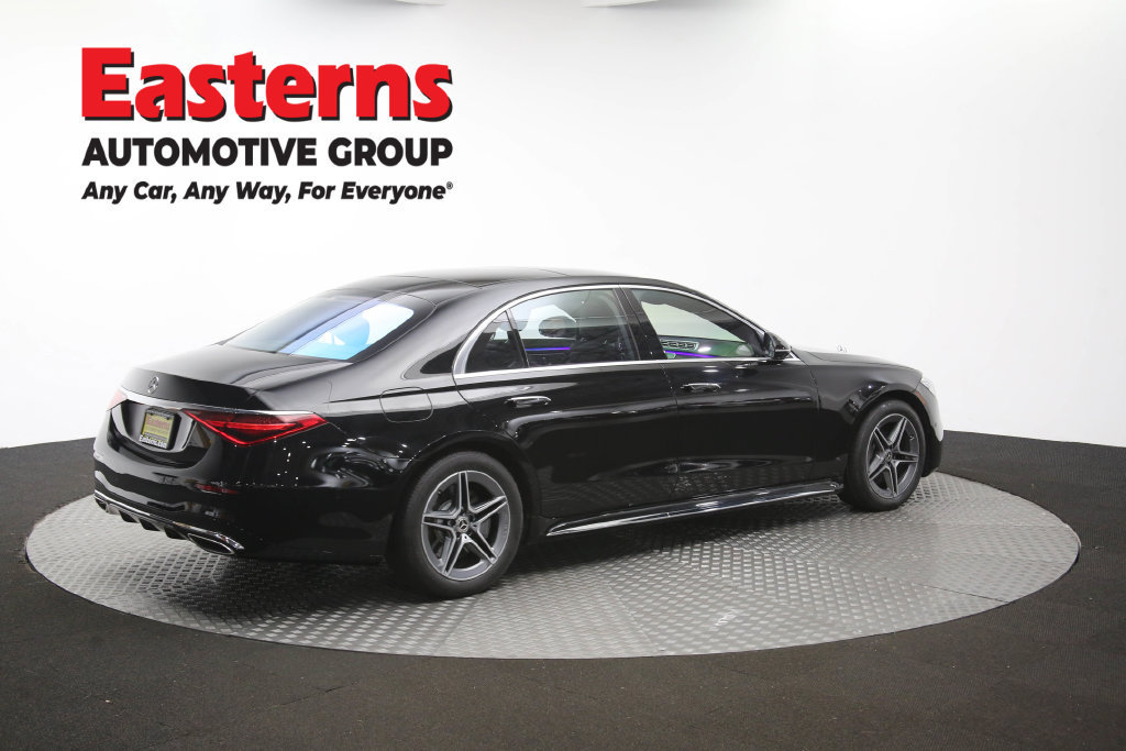 Used 2022 Mercedes-Benz S 500 4MATIC w/ AMG Line Package image 46