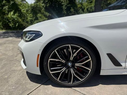 Used 2023 BMW 540i w/ M Sport Package RWD image 8