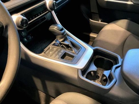 Used 2019 Toyota RAV4 XLE w/ All Weather Liner Package AWD/4WD image 18