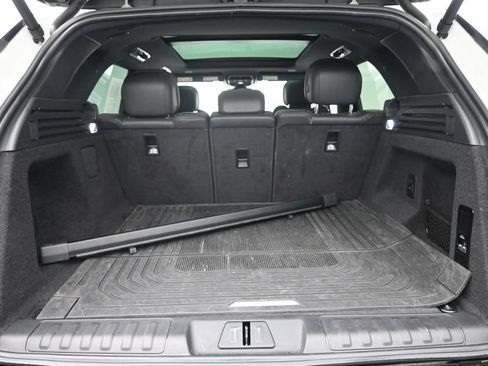 Used 2024 Land Rover Range Rover Sport SE AWD/4WD image 27