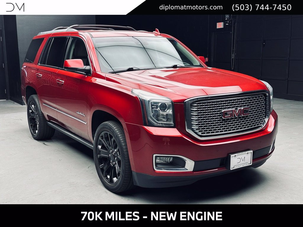 Used 2015 GMC Yukon Denali w/ Premium Package AWD/4WD image 9