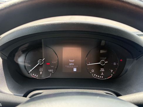 Used 2024 RAM ProMaster 2500 w/ Convenience Group FWD image 16